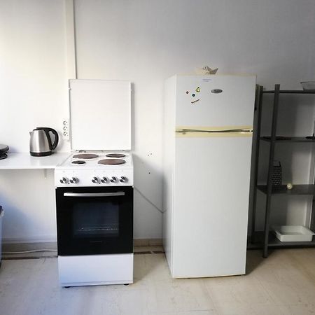 5Th Floor Apartment With Balcony เอเธนส์ ภายนอก รูปภาพ